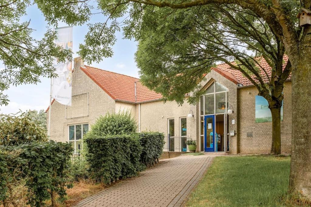 Vakantiehuis Aan Het Water -Incl Laadpaal- Ewijk Exterior foto